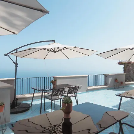 Couette-café Lena Magda 3*